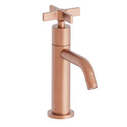 LAVE MAINS CROSS ROAD EAU FROIDE OR ROSE BROSSE